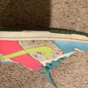 Nike Pink and Blue Sneakers Vibrant Athletic Style